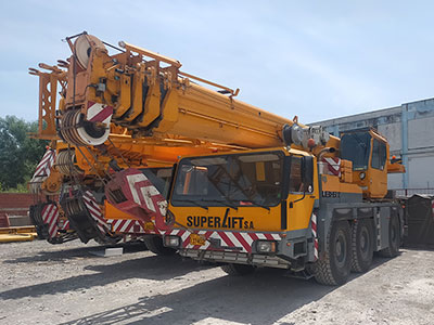 Crane LIEBHERR LTM 1050/1 until 50 tn